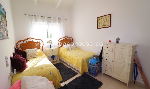 Resale - Villa -
Zarzalico