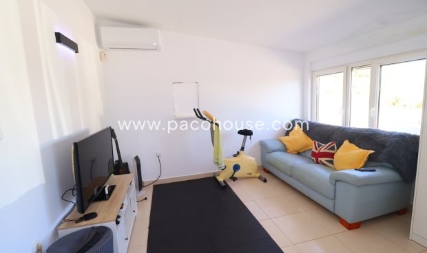 Resale - Villa -
Zarzalico