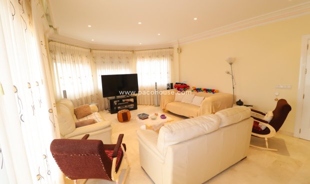 Reventa - Villa -
Lorca